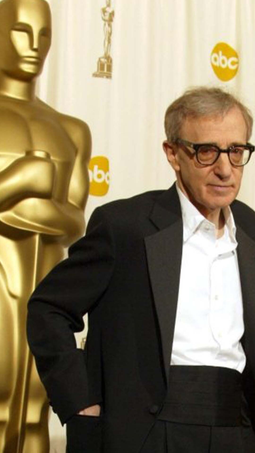 He does not attend Oscar galas
