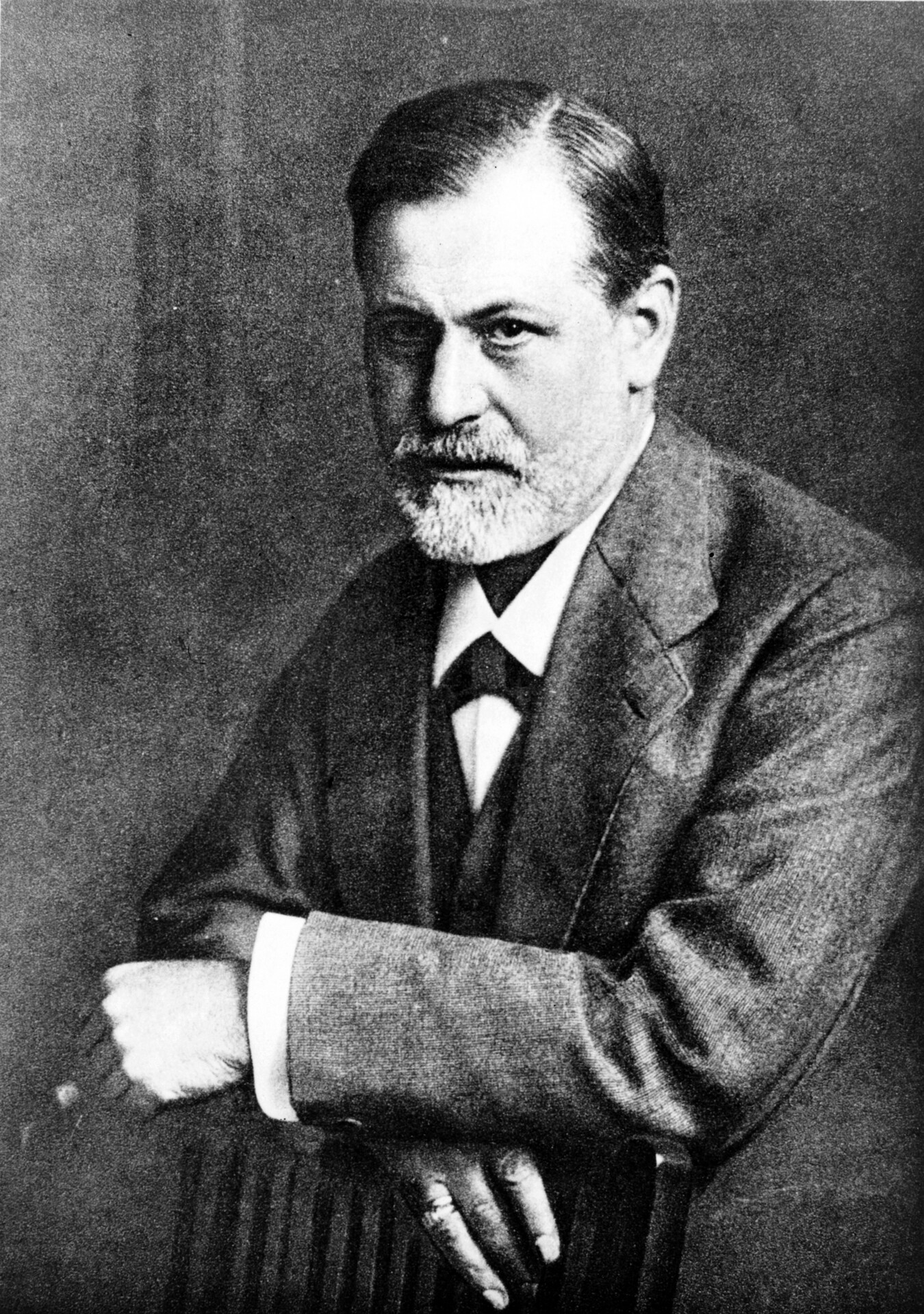 Mi volt Freud véleménye az analízist végző személyről?